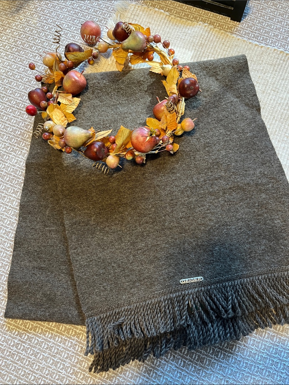 Men’s Geiger all wool Taupe Scarf